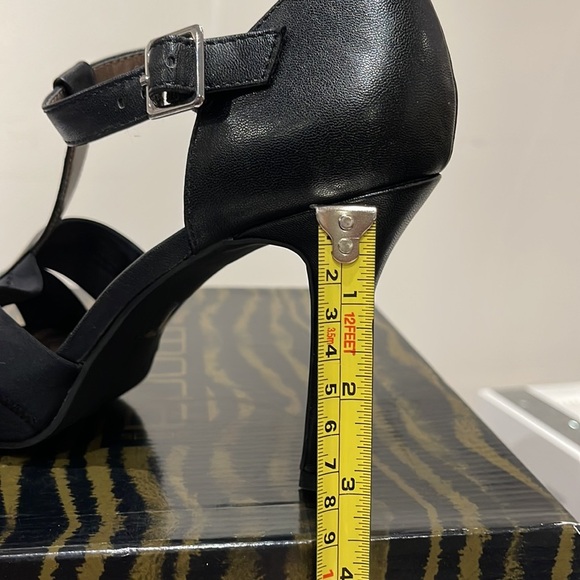 Moda Spana Jess Platform Sandal. Size 9 Black. Like New Condition No Flaws - Picture 8 of 9